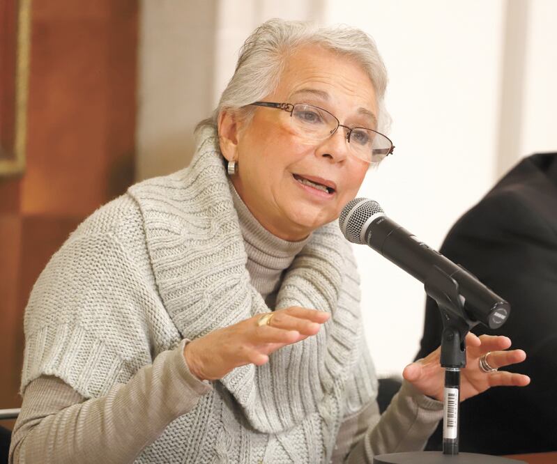 La secretaria de Gobernación, Olga Sánchez Cordero, aseguró que México está muy abierto a ser un país de asilo, pero dijo que sólo para quienes quieran venir a trabajar y no para aquellos que únicamente buscan pasar a EU. BERENICE FREGOSO. EL UNIVERSAL