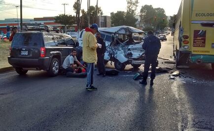 Choque en Atizapán deja 3 lesionados, uno de gravedad