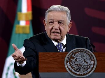 “Aquí se toparon con pared porque no somos corruptos”: AMLO critica reportaje de supuestos nexos con el narco