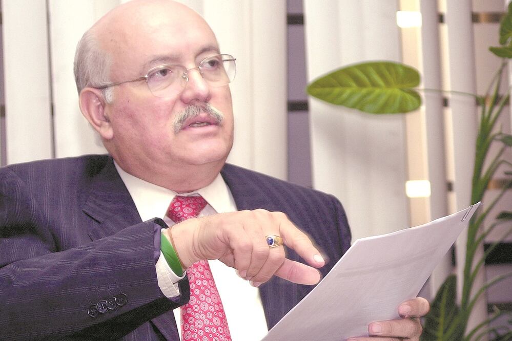 Bajo Reserva Exprés. 4T libra temporalmente rendición de cuentas