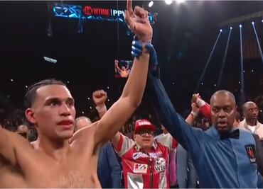 David Benavidez venció a Caleb Plant y va en búsqueda de Canelo Álvarez