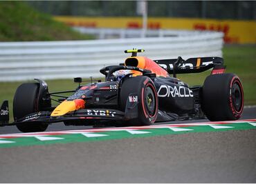 Checo Pérez concluye en quinto puesto la práctica libre 3 del Gran Premio de Japón