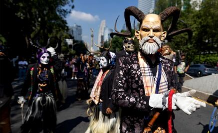 Marcha por el Día Internacional de los Pueblos Indígenas avanza sobre Reforma; afecta Línea 7 del Metrobús