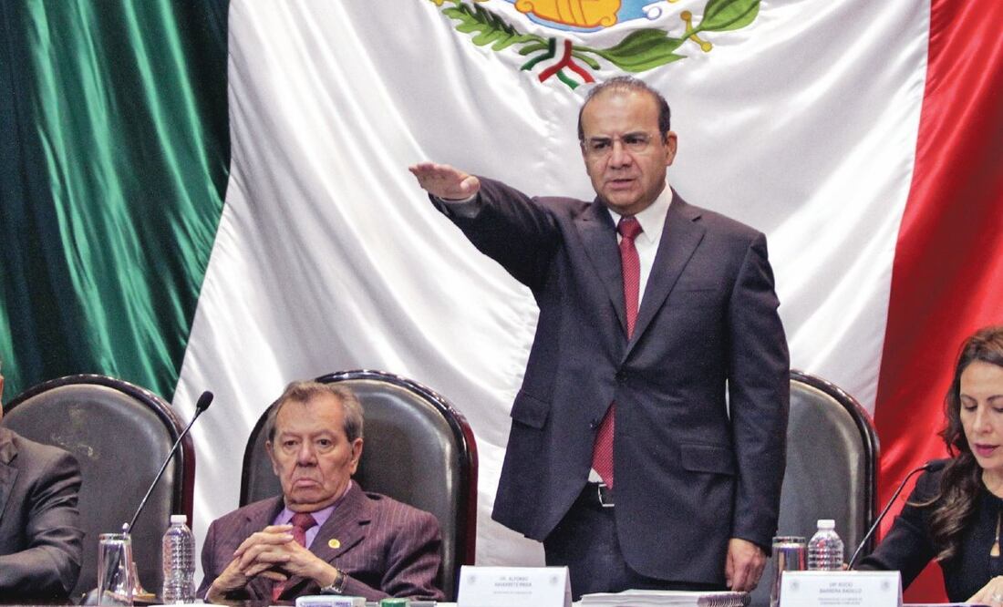 El secretario de Gobernación, Alfonso Navarrete Prida, compareció en la Cámara de Diputados como parte del análisis del 6to Informe de Gobierno. Foto: CARLOS MEJÍA. EL UNIVERSAL