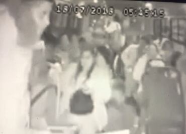 Video. “A ver mi gente, esto se trata de celular y cartera”, así asaltan camión en Calzada de Tlalpan