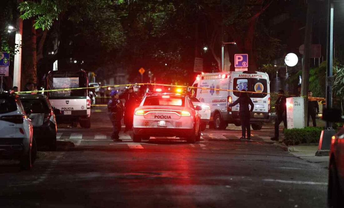 Movilización en Polanco, por una persona ejecutada abordo de una camioneta VE Terramont con placas de Morelos. Foto: Valente Rosas/EL UNIVERSAL