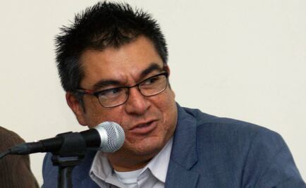 La UV cesa a Rodolfo Mendoza