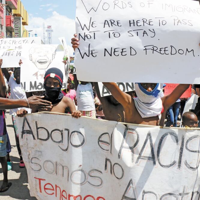 Los africanos han externado su rechazo a permanecer en Tapachula ante la falta de oportunidades y porque se dicen víctimas de discriminación. ARCHIVO EL UNIVERSAL
