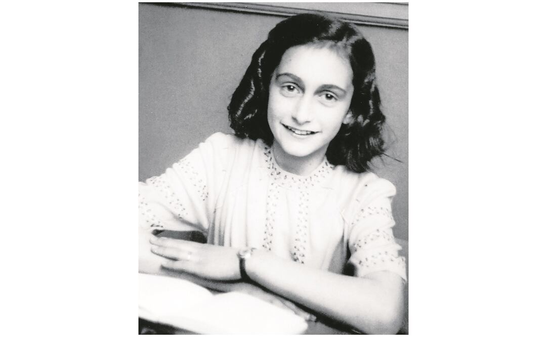 La adolescente Ana Frank es conocida por su diario íntimo escrito entre 1942 y 1944 mientras ella y su familia se escondían en un apartamento clandestino . Foto: Archivo