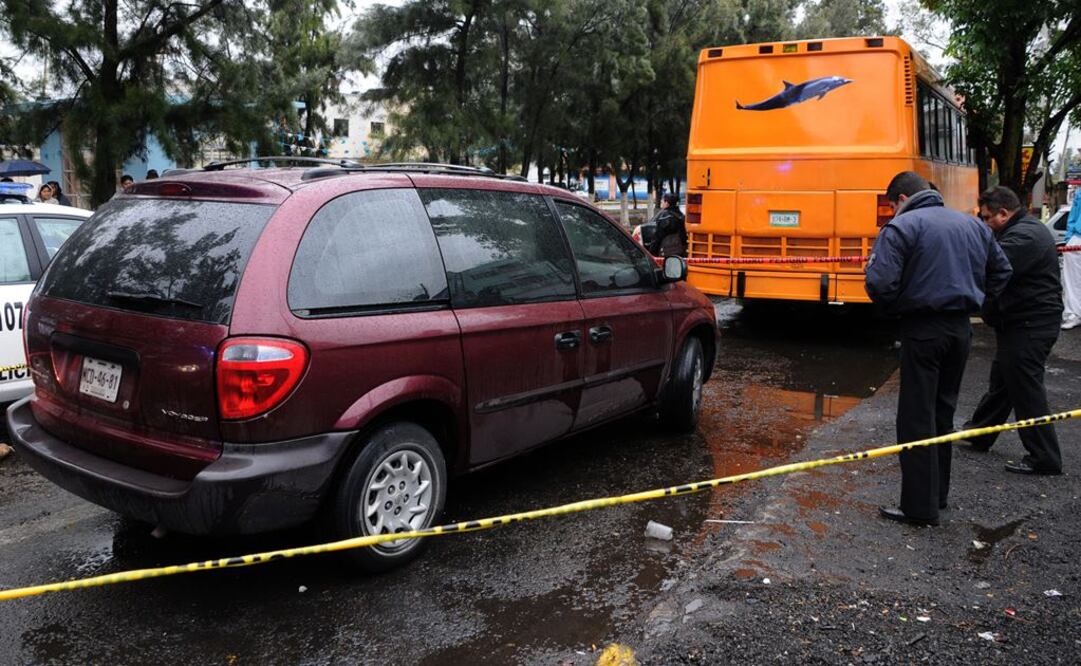 Familia se defiende de asaltantes en Neza