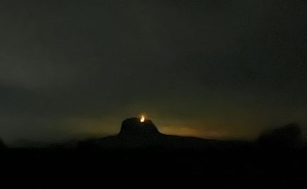 Reportan incendio en la cima del Cerro del Bernal en González, Tamaulipas