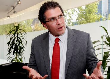 Ríos Piter: Alianza PRD-PAN es suicidio político