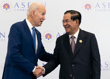 Primer ministro de Camboya da positivo a Covid-19 previo a cumbre del G20; se reunió con Biden