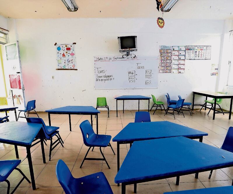 Ante el cierre de escuelas por Covid, existen muchos inmuebles que no han recibido mantenimiento o han sufrido vandalismo y robos. Foto: ARCHIVO EL UNIVERSAL