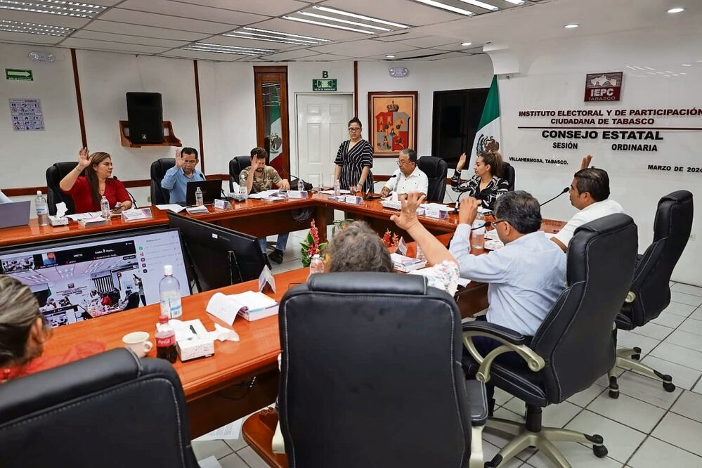 En sesión extraordinaria, el IEPCT aprobó la negativa de registro de la lista de candidatos a diputados plurinominales del PAN. Foto: Especial