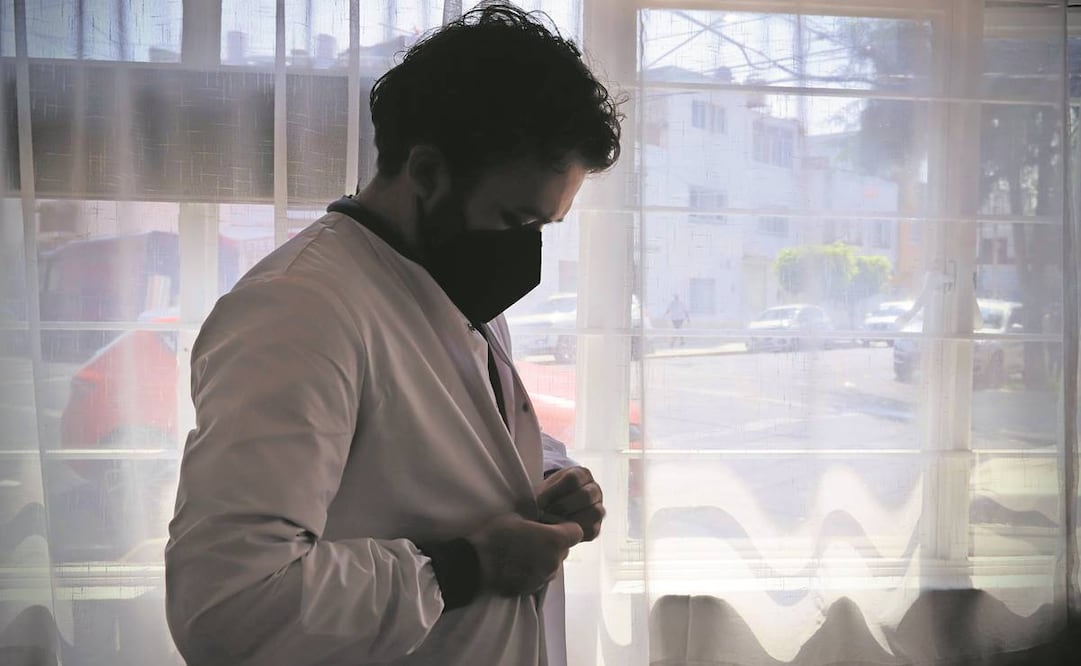 Luis relata que primero fue el favorito de su maestra por conseguir buenas calificaciones. Foto: Berenice Fregoso/EL UNIVERSAL