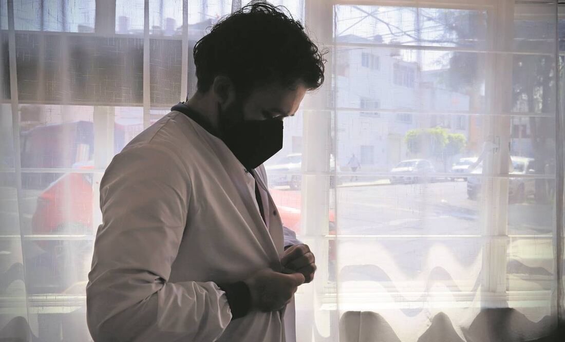 Luis relata que primero fue el favorito de su maestra por conseguir buenas calificaciones. Foto: Berenice Fregoso/EL UNIVERSAL