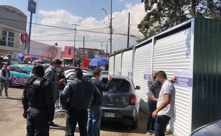 Por permisos falsos, retiran puestos en El Molinito