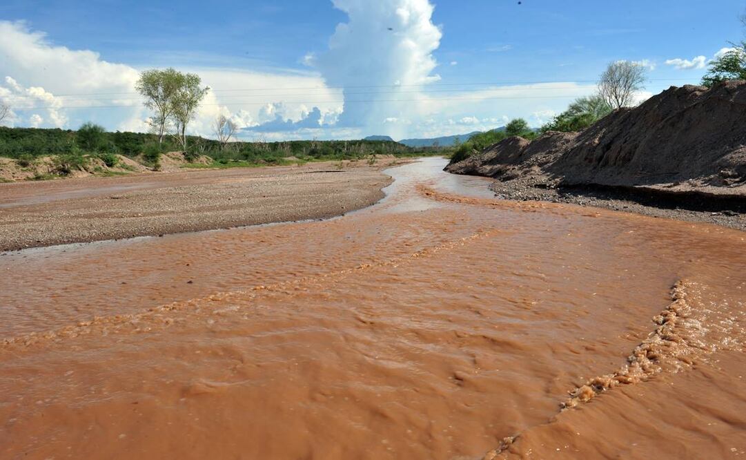En 2014, un derrame de la mina Buenavista del Cobre contaminó el río Sonora (Foto: Archivo / EL UNIVERSAL)