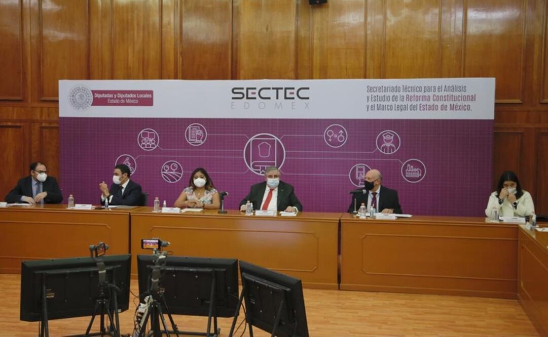 En la instalación participaron representantes de 70 organizaciones civiles de 300 registradas en la entidad.    Foto: Especial 