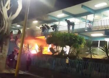 Arrojan artefacto explosivo en CCH Naucalpan; no hay lesionados