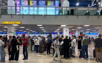 Estadounidenses abandonan Puerto Vallarta en aviones privados; violencia tras muerte de “El Mencho” dispara evacuaciones