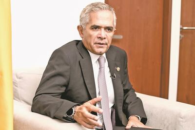 Avientan caballería de auditorías a gobierno de Mancera