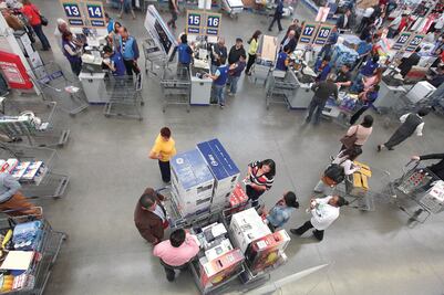 Crece consumo de bienes nacionales y cae el de importados