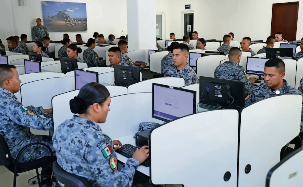 Los sargentos comienzan su día desde las 4 de la mañana y terminan
después de las 18 horas, de lunes a viernes. Foto: Fernanda Rojas / EL UNIVERSAL