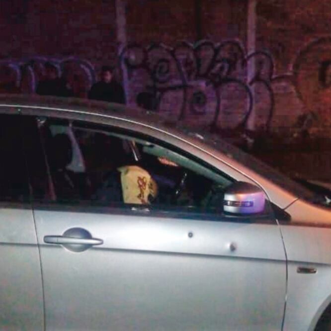 Agresión. El asesinato sucedió en las calles Río Guadalupe y avenida Eduardo Molina, poco antes de la medianoche del miércoles. (ESPECIAL)