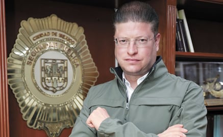 Pablo Vázquez anuncia ascensos para policías que apoyaron en incendio en Azcapotzalco; son un ejemplo para la SSC, dice