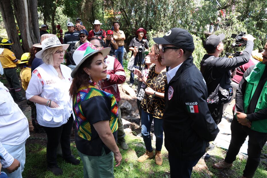 Este sábado se realizaron labores de recuperación de la Barranca Río Mixcoac, donde se recolectaron más de 2 mil 500 toneladas de basura. Esta zona es donde mayor impacto se ha tenido por las lluvias de este año. (Foto: especial)