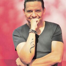 Romántico en tiempos de reggaetón, Adán Sámano