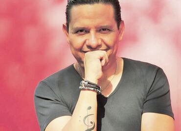 Romántico en tiempos de reggaetón, Adán Sámano