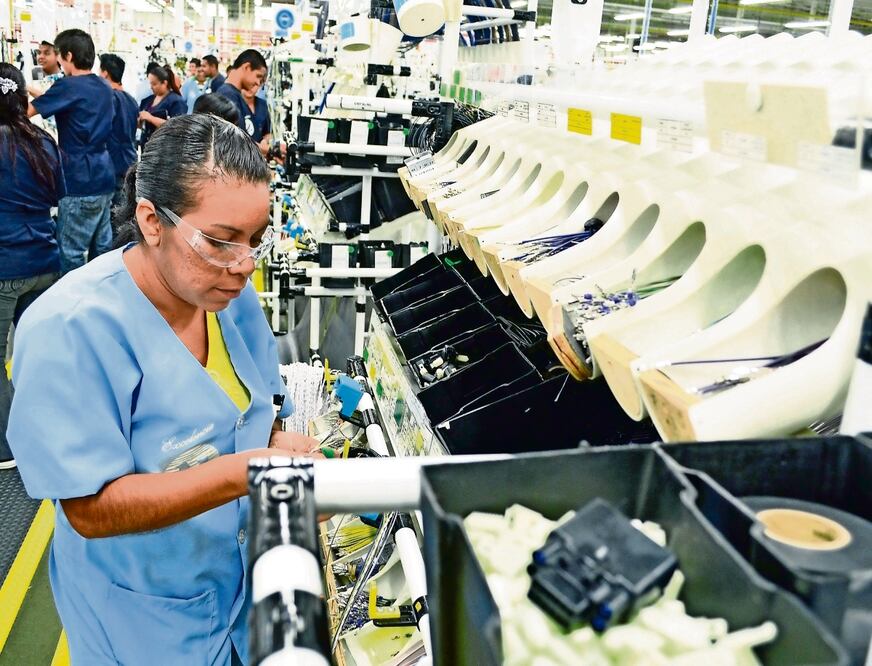 El salario mínimo general se duplicó de 88.4 a 207.4 pesos diarios entre 2018 y 2023, según la Conasami. Foto: Archivo / EL UNIVERSAL