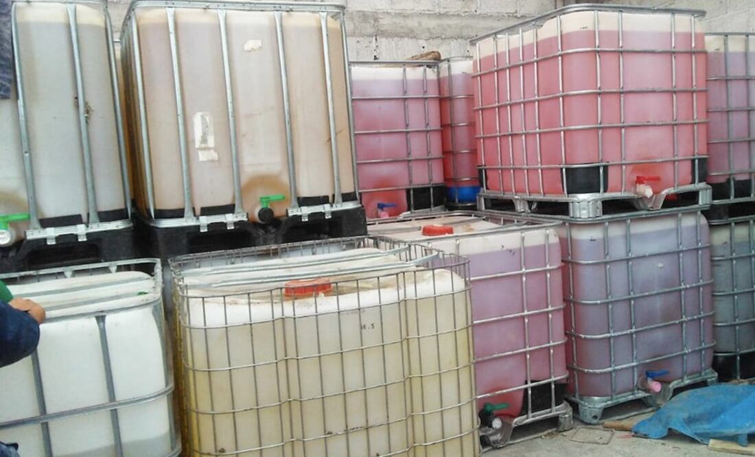 Policías de la Fuerza Especial Conjunta aseguraron 101 mil 120 litros de combustible robado. Foto: Twitter: @SSP_Hidalgo