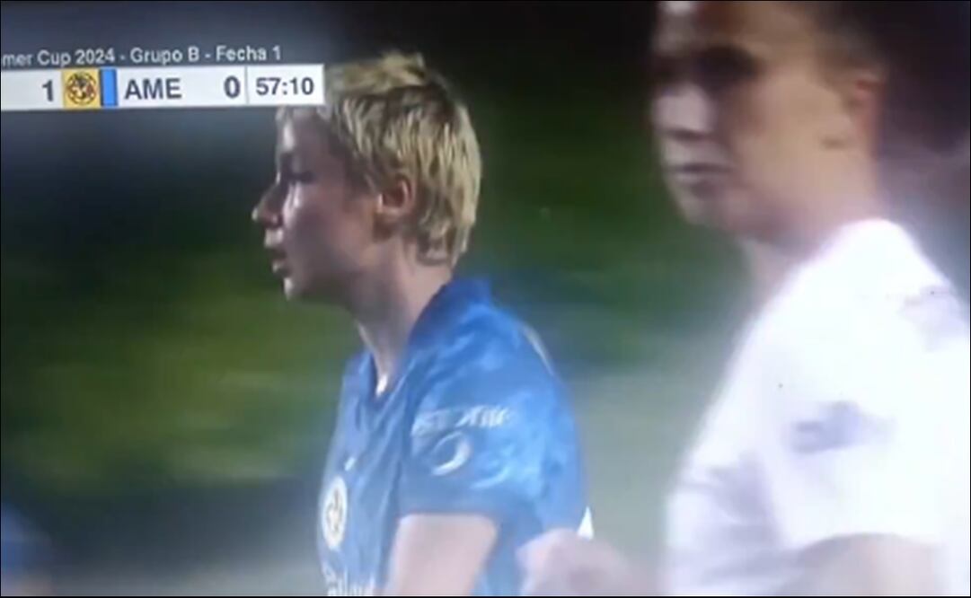 Narrador de ESPN llama "falsa rubia" a una futbolista del América Femenil / Foto: Especiales