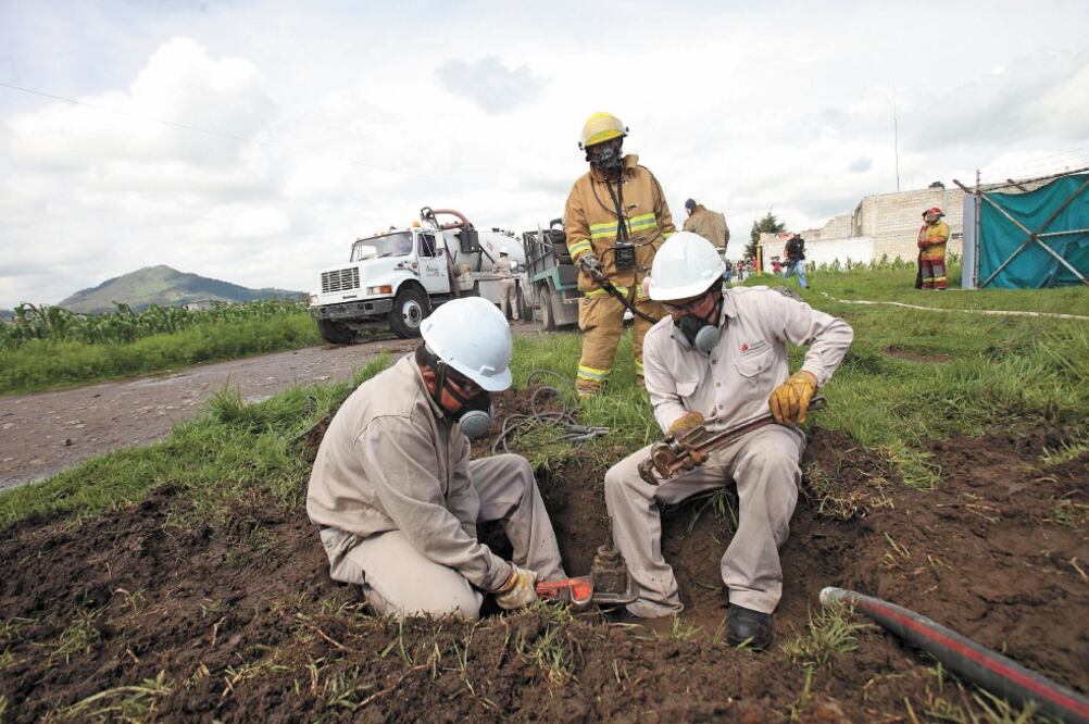 El número de trabajadores del sindicato petrolero será analizado para acabar con los privilegios, según dijo el Presidente de México. Foto: Archivo/EL UNIVERSAL