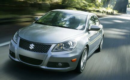 Suzuki Kizashi, un ejecutivo eficiente pero sediento