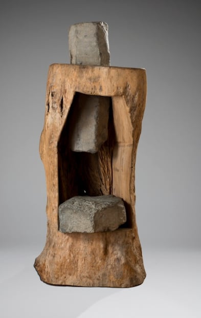 Foto: Rosa María Robles. Álamo santo, 1992. Colección FEMSA. Premio de Adquisición I Bienal FEMSA.