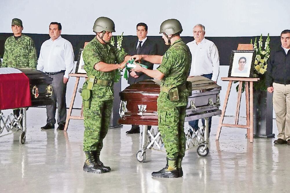 Con homenaje despiden a 4 funcionarios de PGJE asesinados 