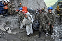 Nepal reporta mil nuevos desaparecidos por inundaciones; van más de 6 mil a casi un mes de la tragedia
