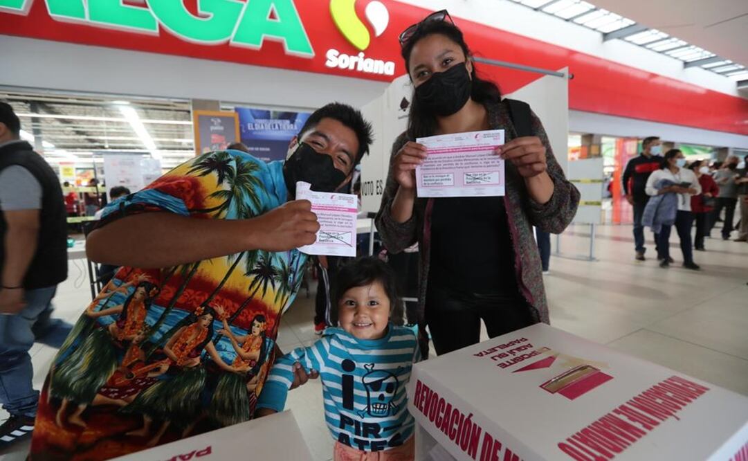 Los asistentes señalaron que era muy importante votar, por ser un derecho que corresponde a todos. Foto: Jorge Alvarado / EL UNIVERSAL