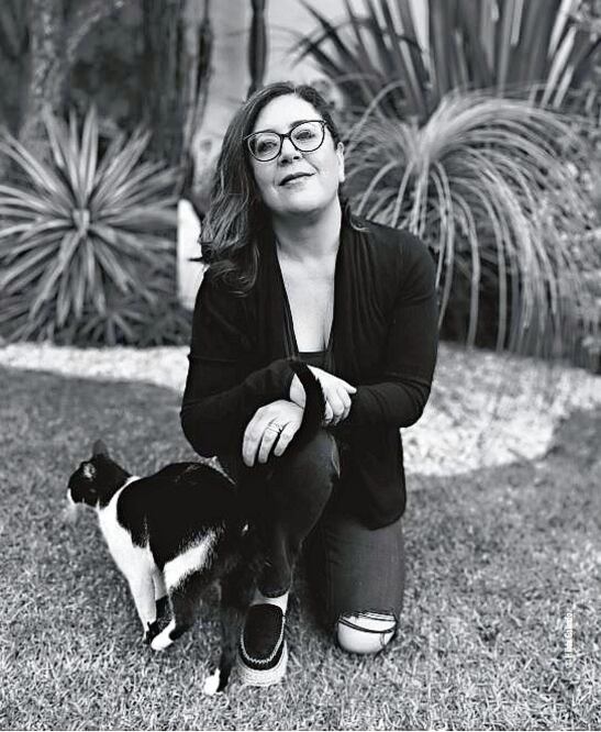 En el libro participan Gabriela Ortiz y Enrique Diemecke. Foto: Cultura UNAM