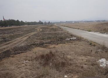 SCT descarta que por Cerro de Paula aumente costo del Aeropuerto de Santa Lucía