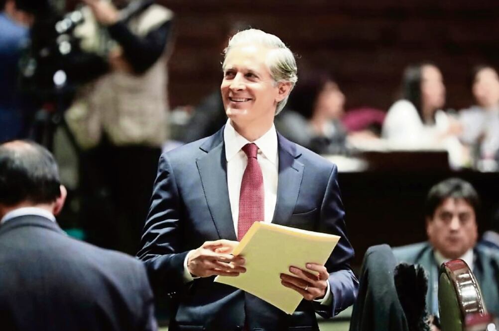 Perfil. Alfredo del Mazo