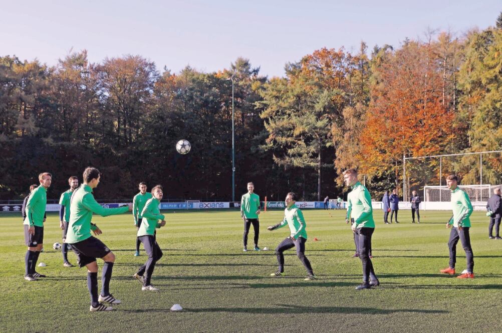 Los mexicanos deberán responder para que su equipo triunfe en Holanda (BAS CZERWINSKI. EFE)
