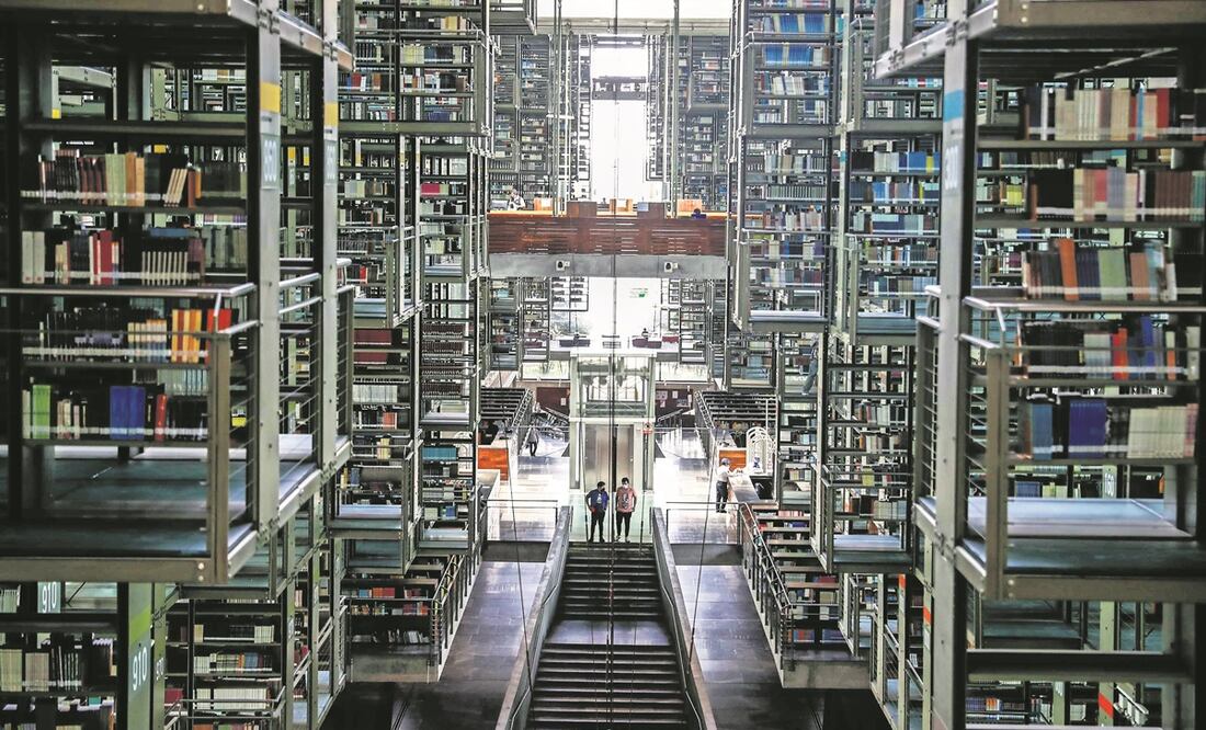 La propuesta de las autoridades es que haya un “cerebro” o un “site congelado” en la Biblioteca Vasconcelos que resguarde una memoria digital de los libros sin que se suba a la red. Foto: Diego Simón Sánchez/ EL UNIVERSAL