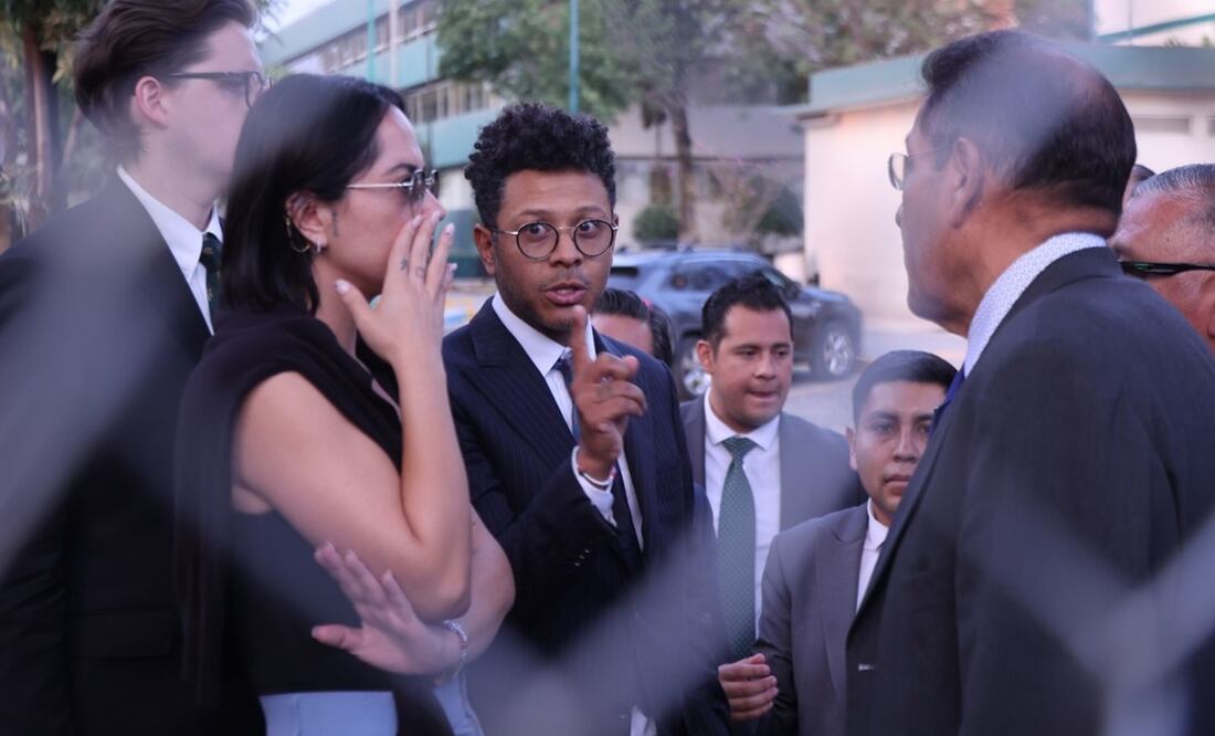 Kalimba a su salida del Reclusorio Oriente, donde se celebró una audiencia respecto a su caso. Foto: Cuartoscuro.