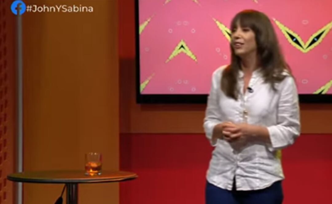La actriz Blanca Salces fue quien realizó los comentarios en el programa "John y Sabina"